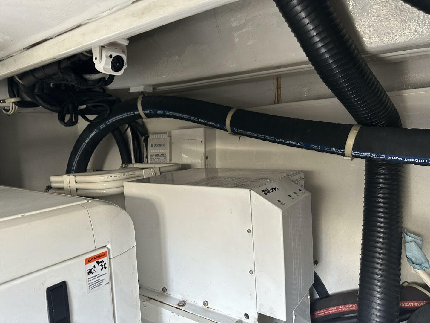 2013 Marquis 630 Sport Yacht — photo 52