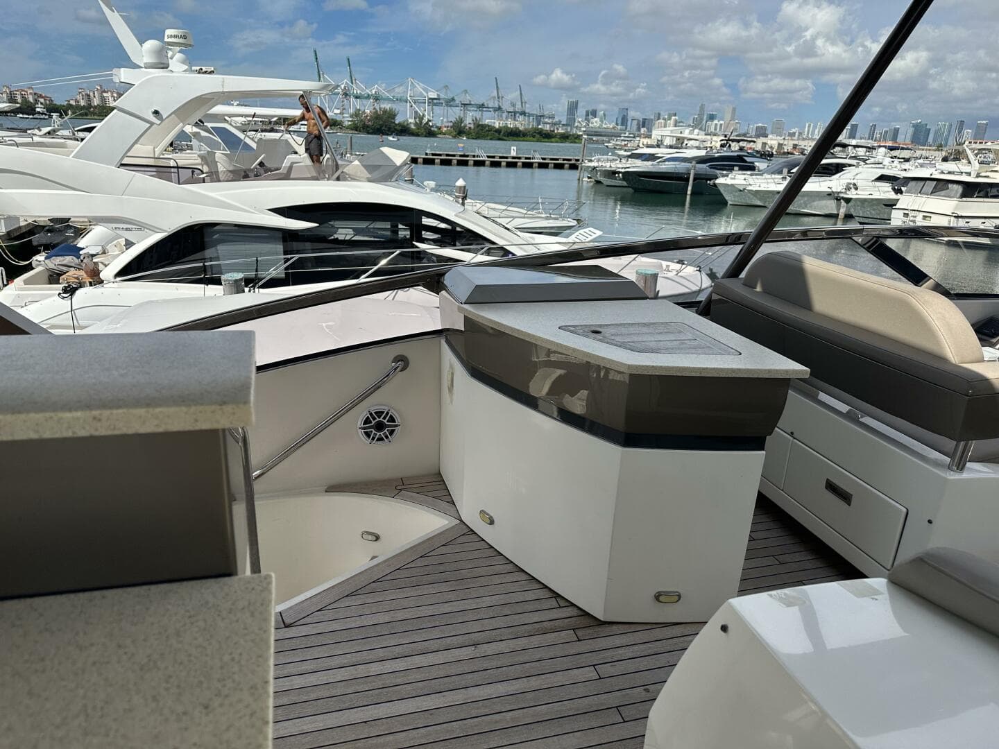 2013 Marquis 630 Sport Yacht — photo 90