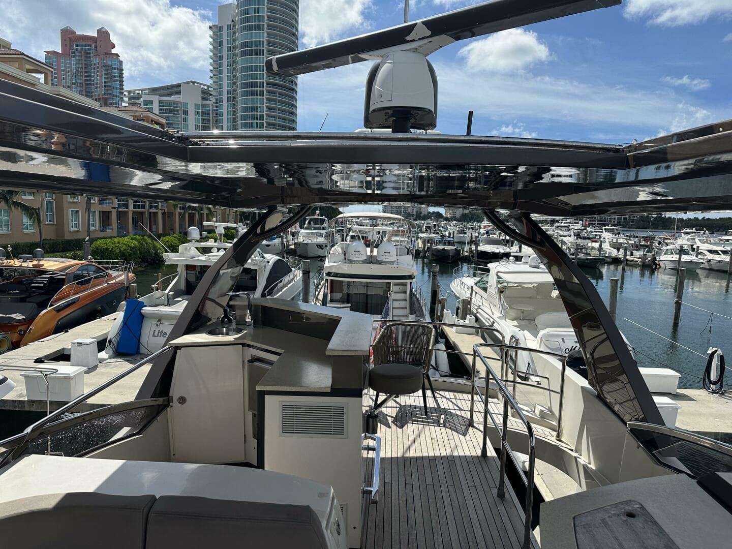 2013 Marquis 630 Sport Yacht — photo 66