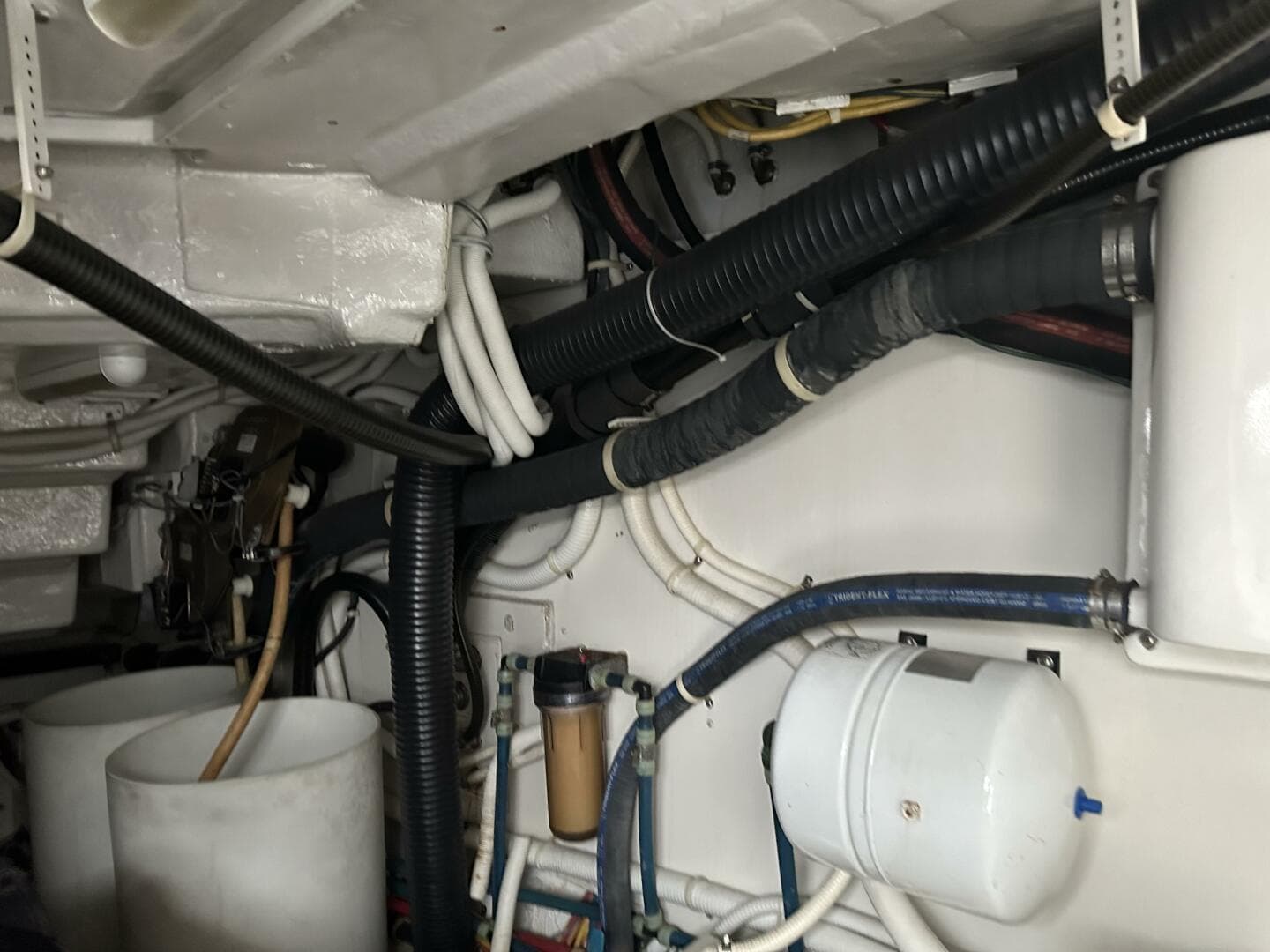 2013 Marquis 630 Sport Yacht — photo 60