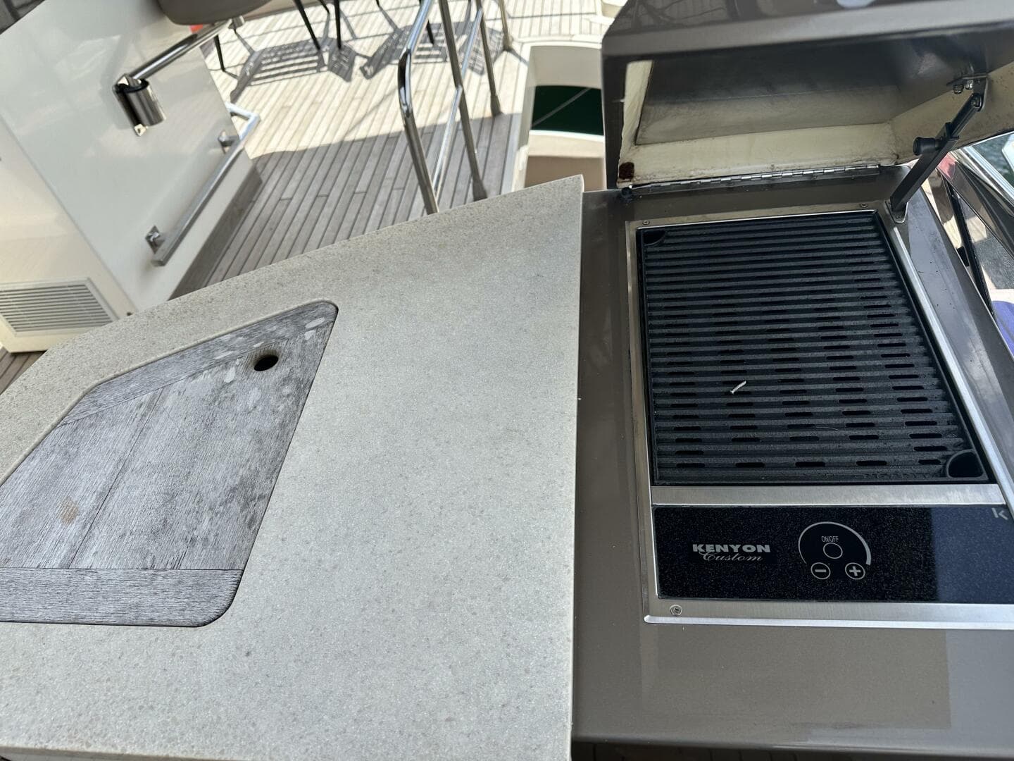 2013 Marquis 630 Sport Yacht — photo 62