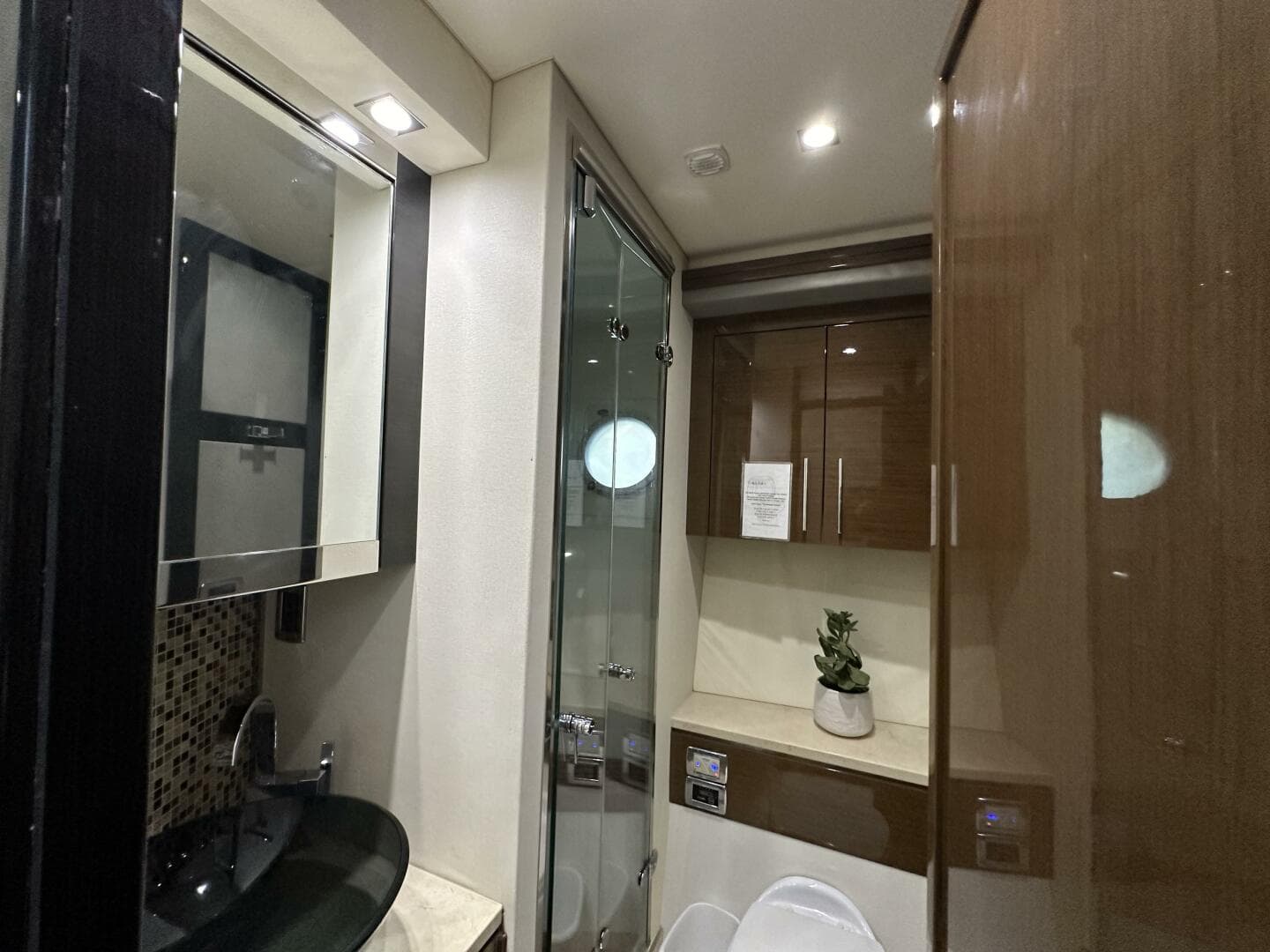 2013 Marquis 630 Sport Yacht — photo 135