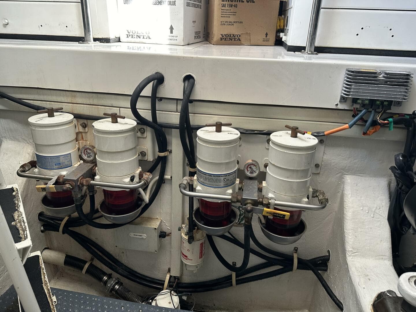 2013 Marquis 630 Sport Yacht — photo 44