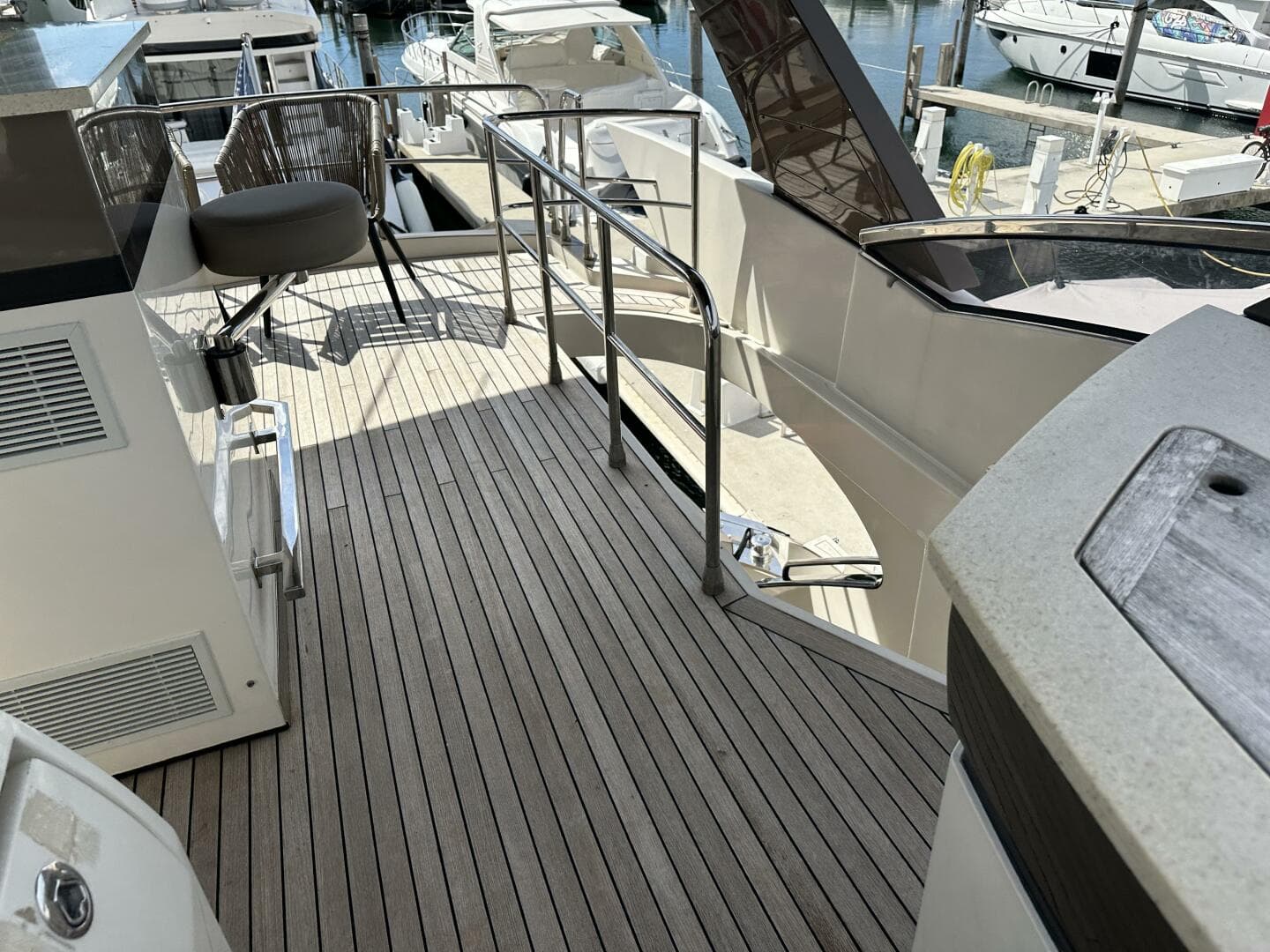 2013 Marquis 630 Sport Yacht — photo 68