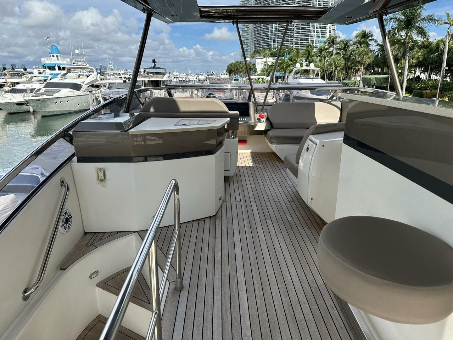 2013 Marquis 630 Sport Yacht — photo 77