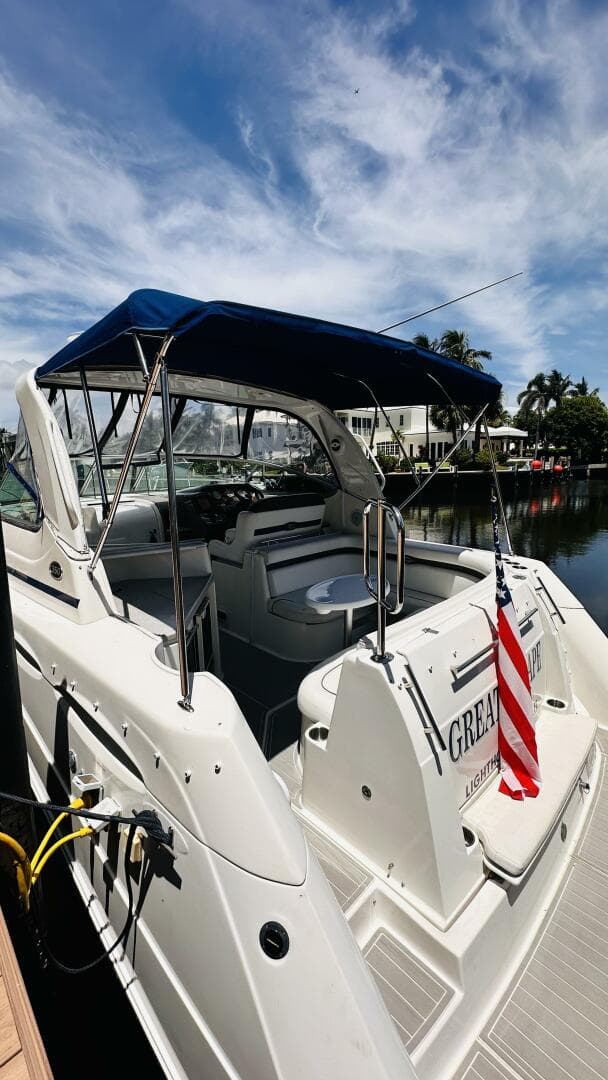 2007 Rinker 350 Express Cruiser — photo 4