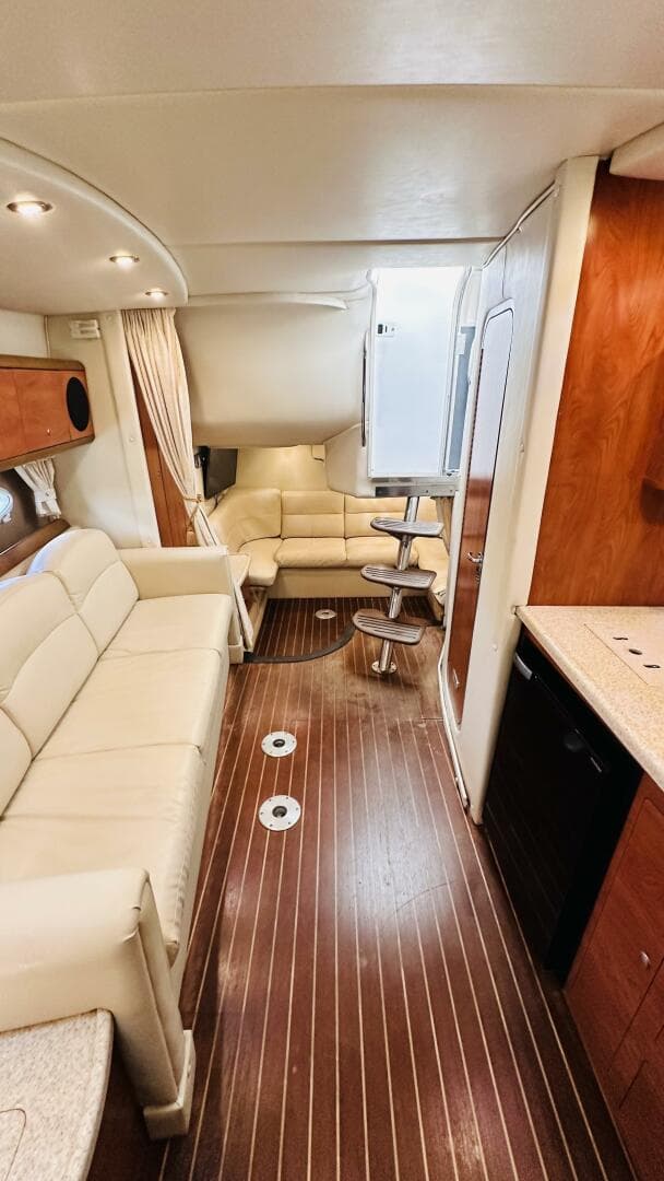 2007 Rinker 350 Express Cruiser — photo 16