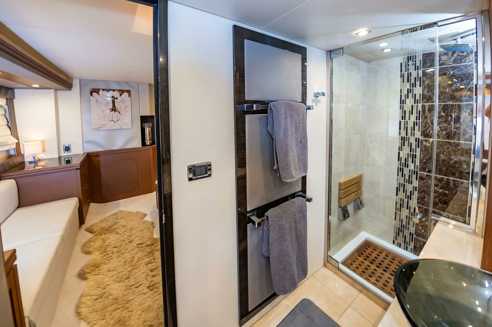 2013 Marquis 63 Sport Yacht — photo 48