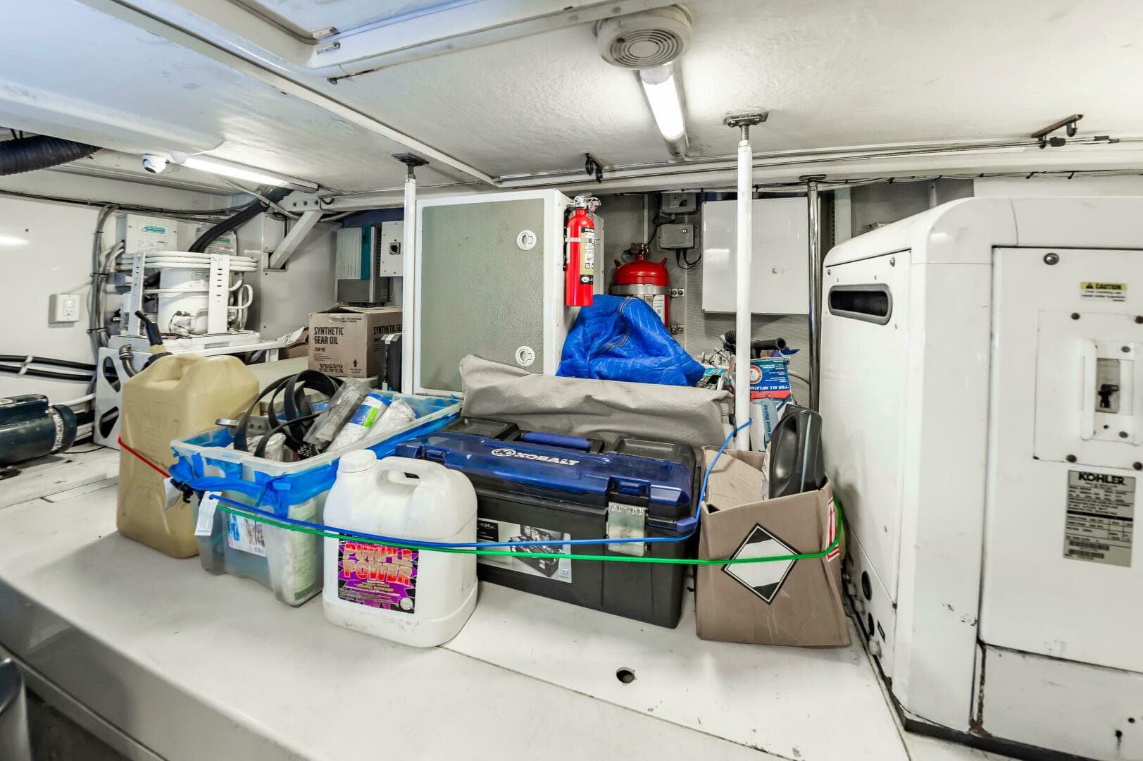 2013 Marquis 63 Sport Yacht — photo 73