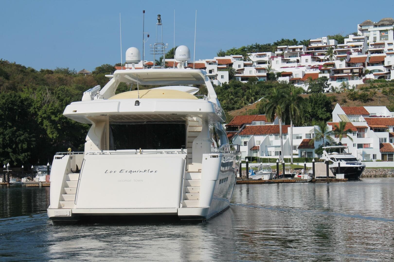 2007 Ferretti Yachts 881 — photo 3