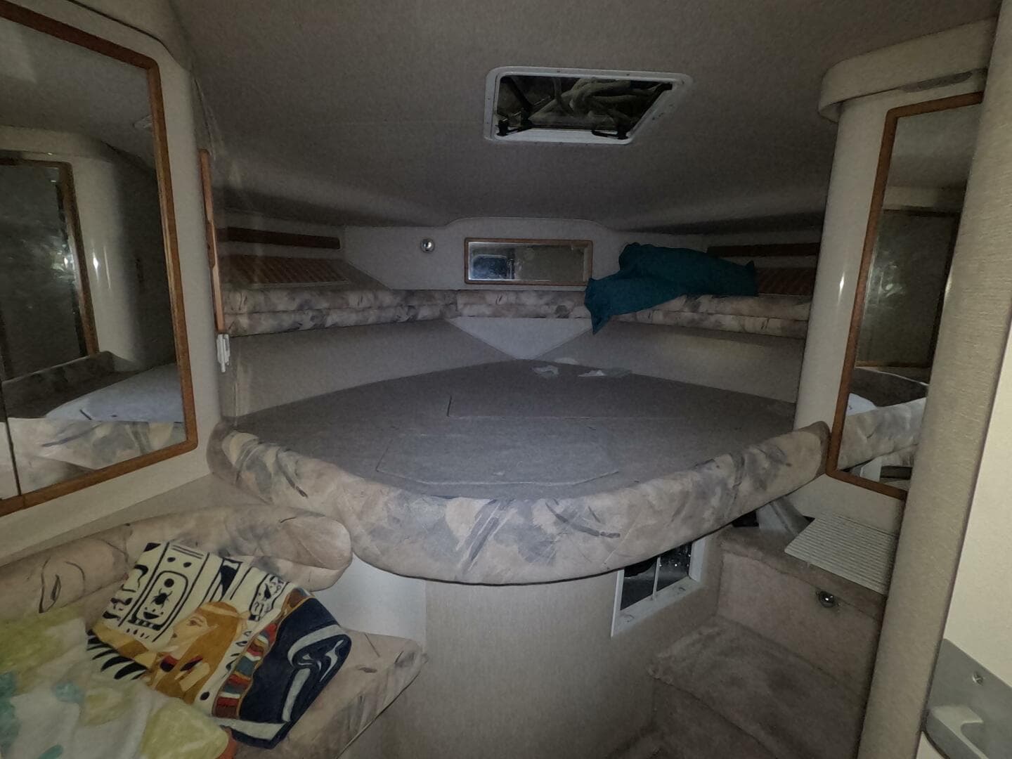 1995 Sea Ray 400 Express — photo 25