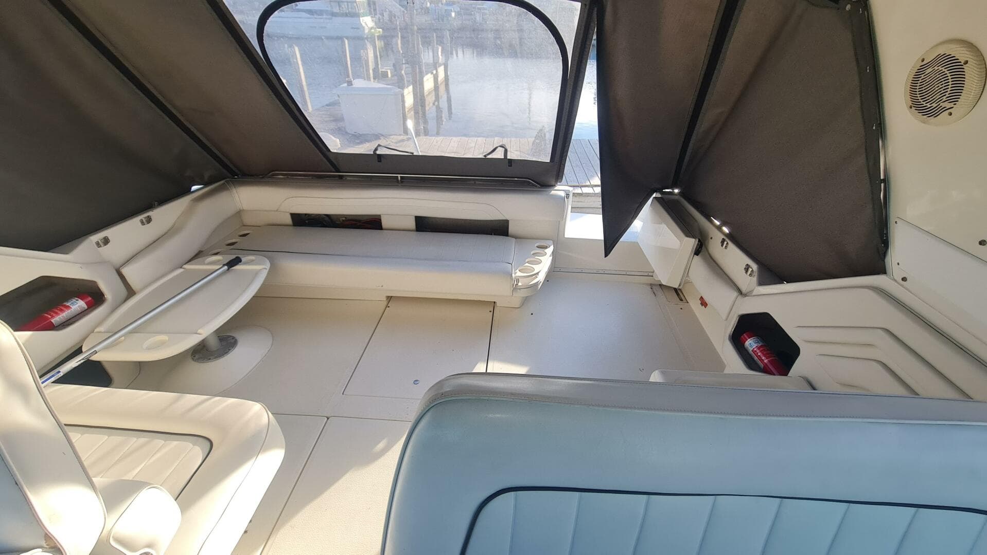 1995 Sea Ray 400 Express — photo 9