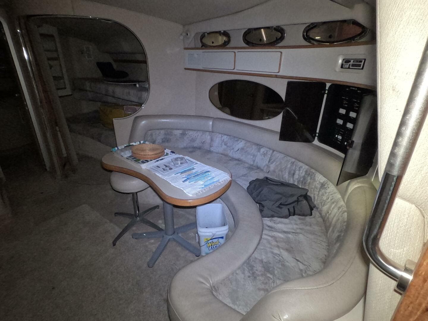 1995 Sea Ray 400 Express — photo 22