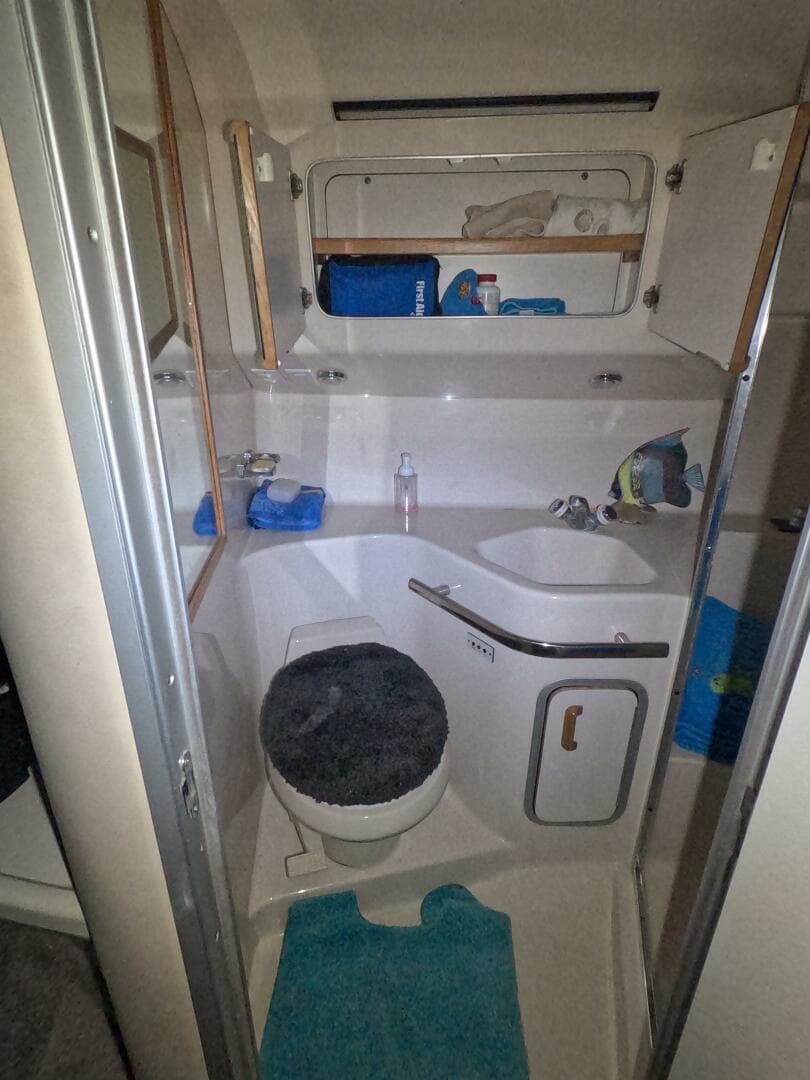 1995 Sea Ray 400 Express — photo 27