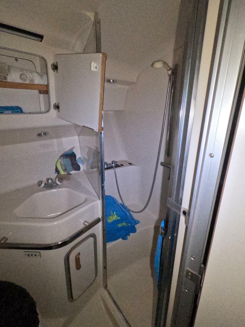 1995 Sea Ray 400 Express — photo 28