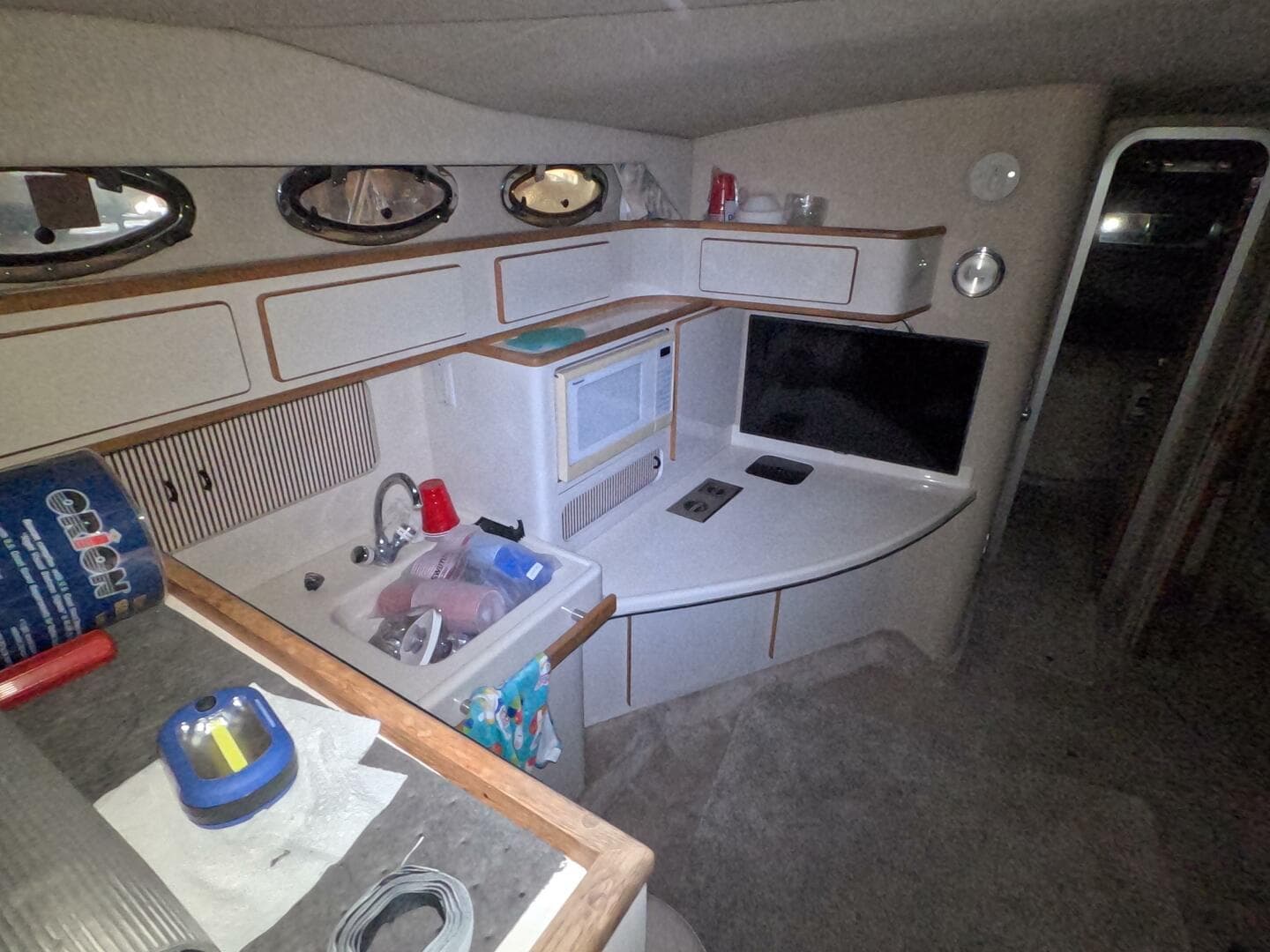 1995 Sea Ray 400 Express — photo 24