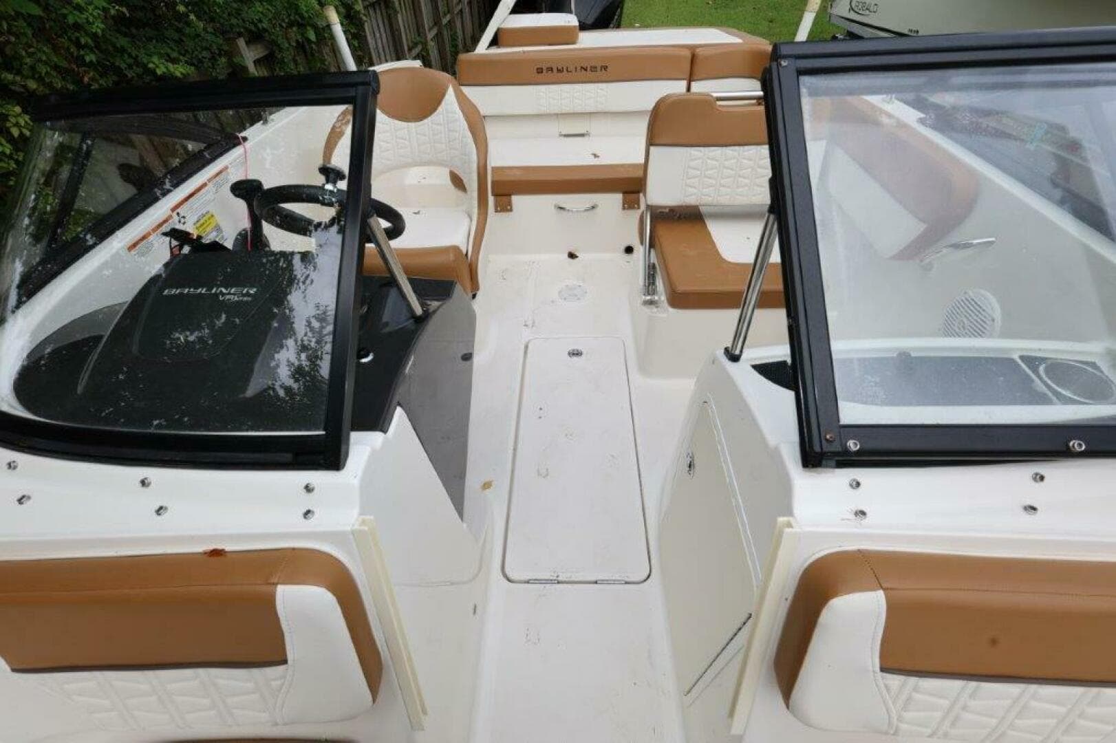 2019 Bayliner Vr 5 Bowrider OB — photo 13