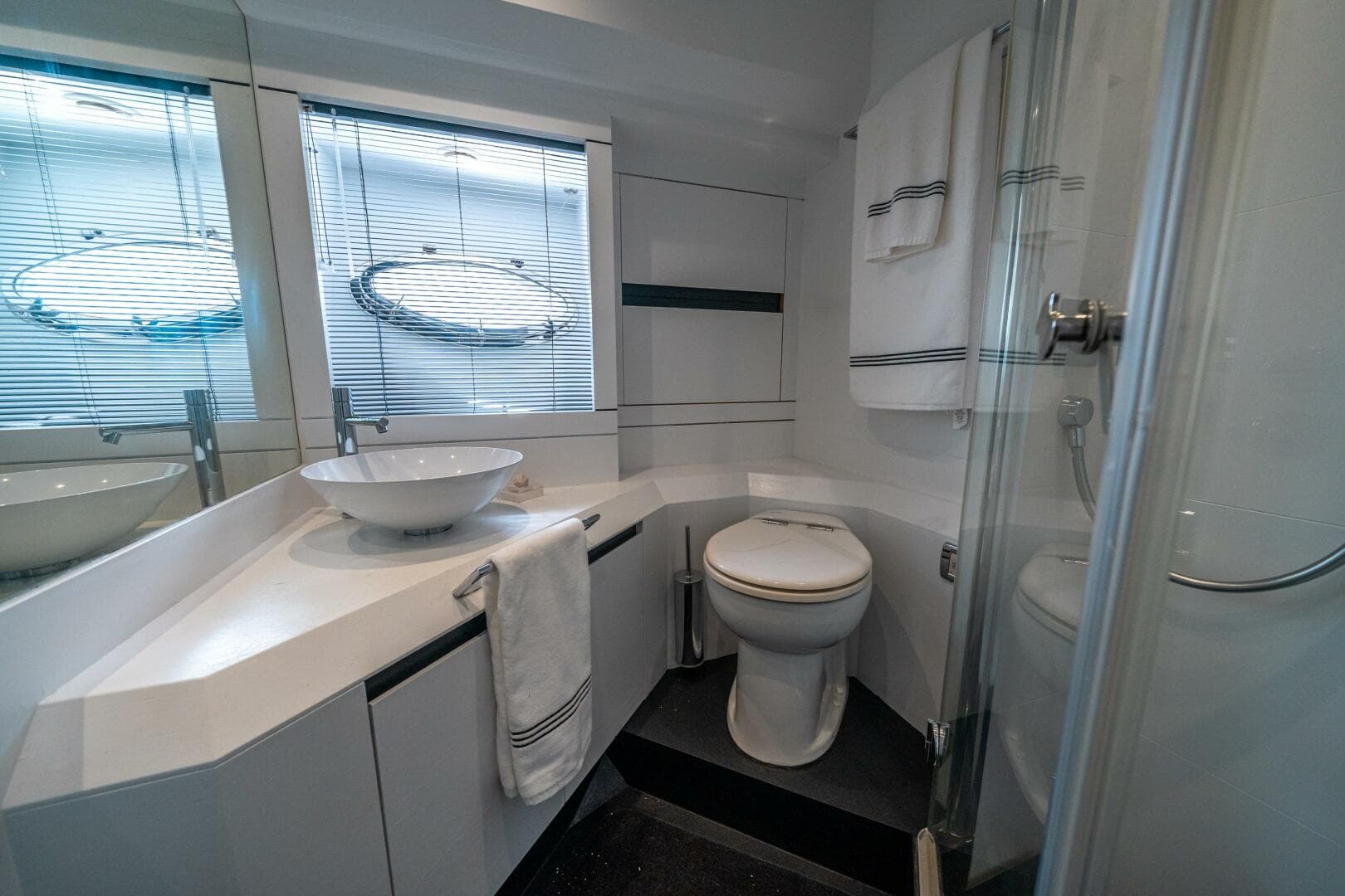 2010 Pershing 80 — photo 58