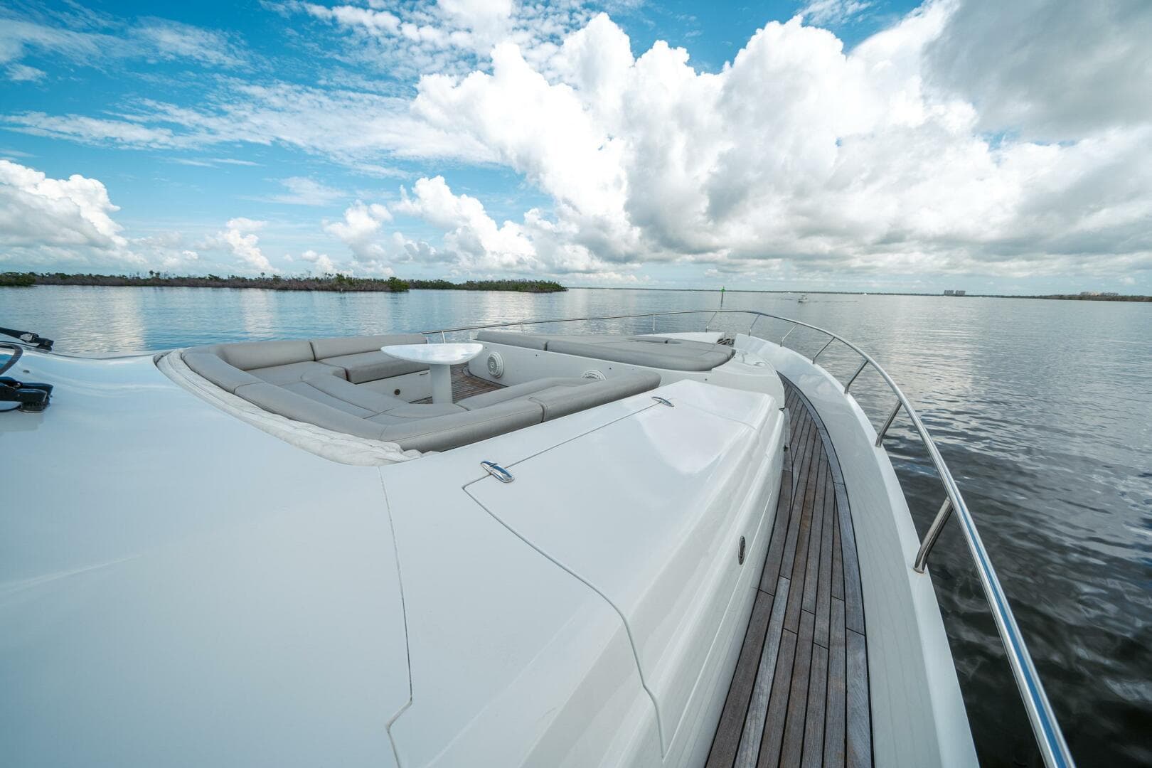 2010 Pershing 80 — photo 24