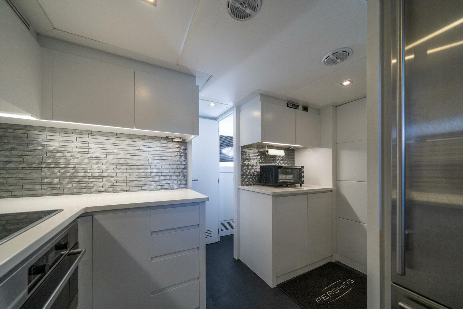 2010 Pershing 80 — photo 39