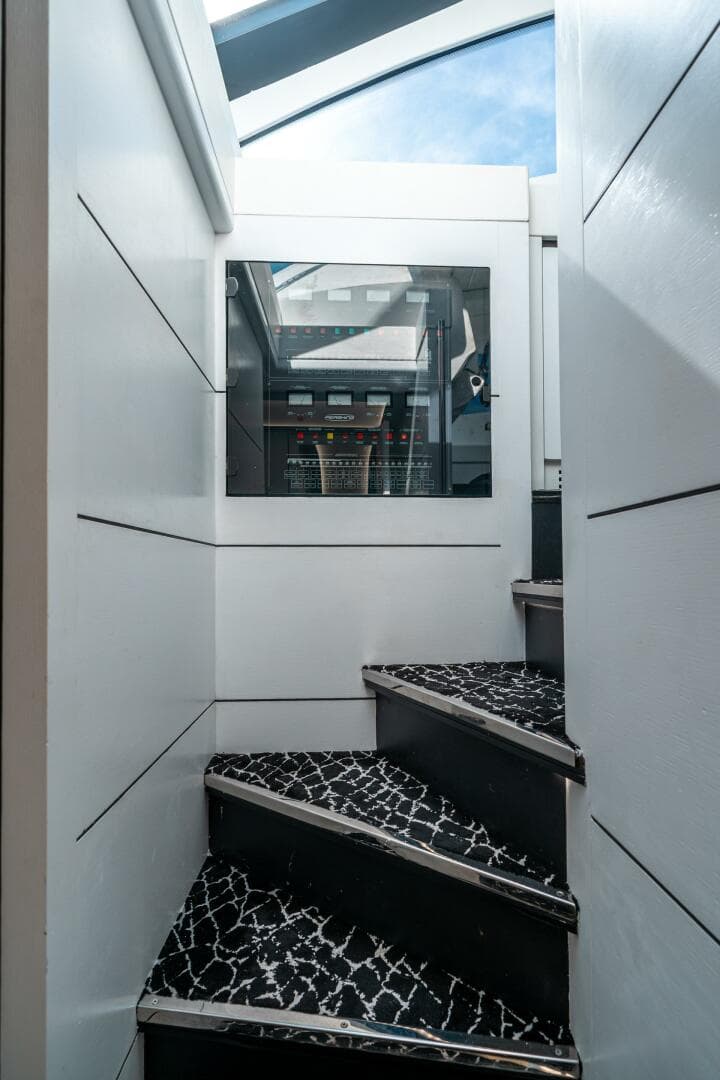 2010 Pershing 80 — photo 52