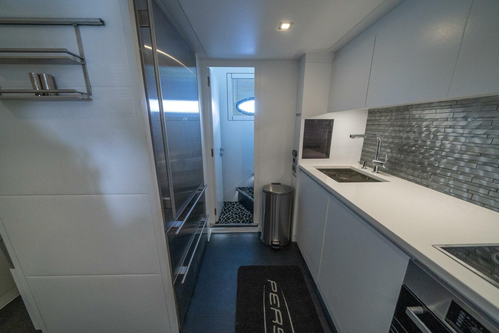 2010 Pershing 80 — photo 41