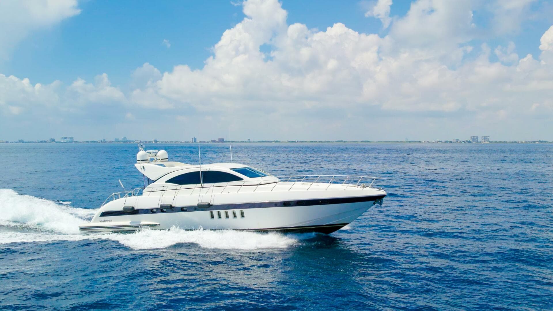 2001 Mangusta 72 — photo 25