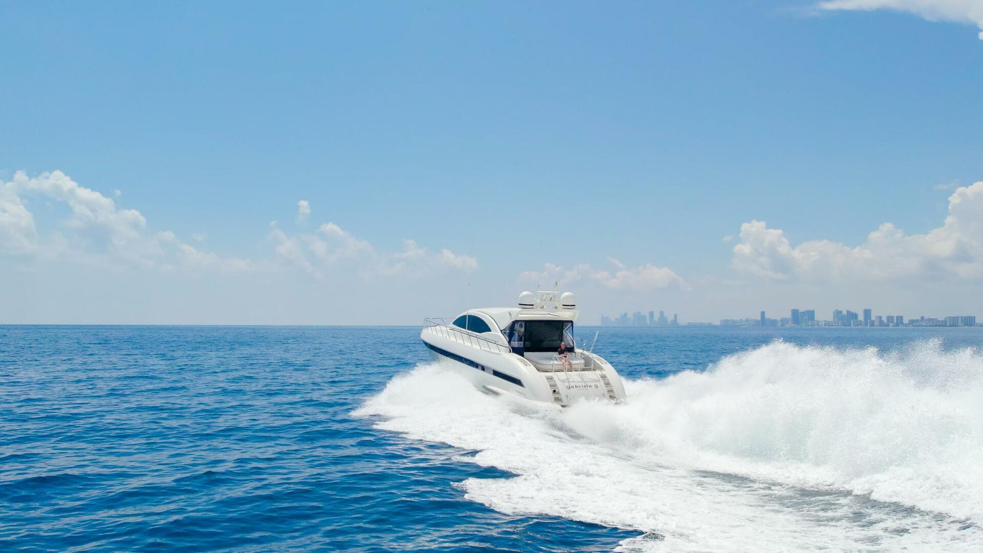 2001 Mangusta 72 — photo 2