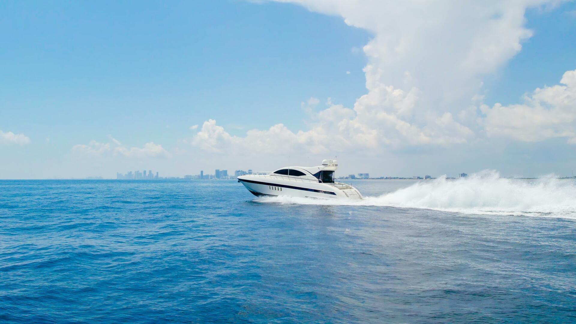 2001 Mangusta 72 — photo 5
