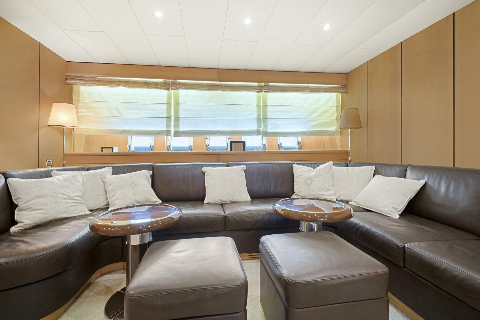 2001 Mangusta 72 — photo 52