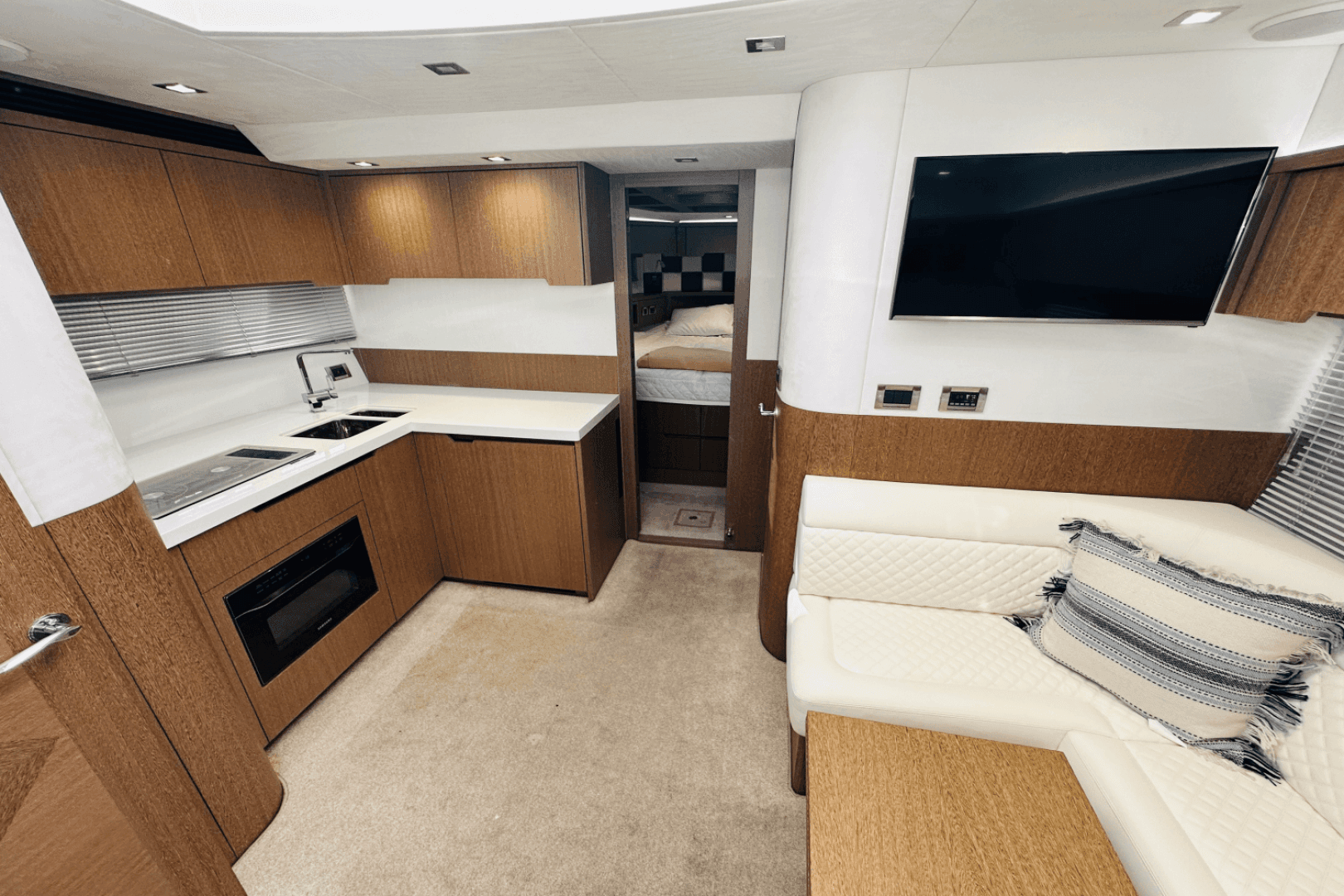 2018 Galeon 485 Hts — photo 52
