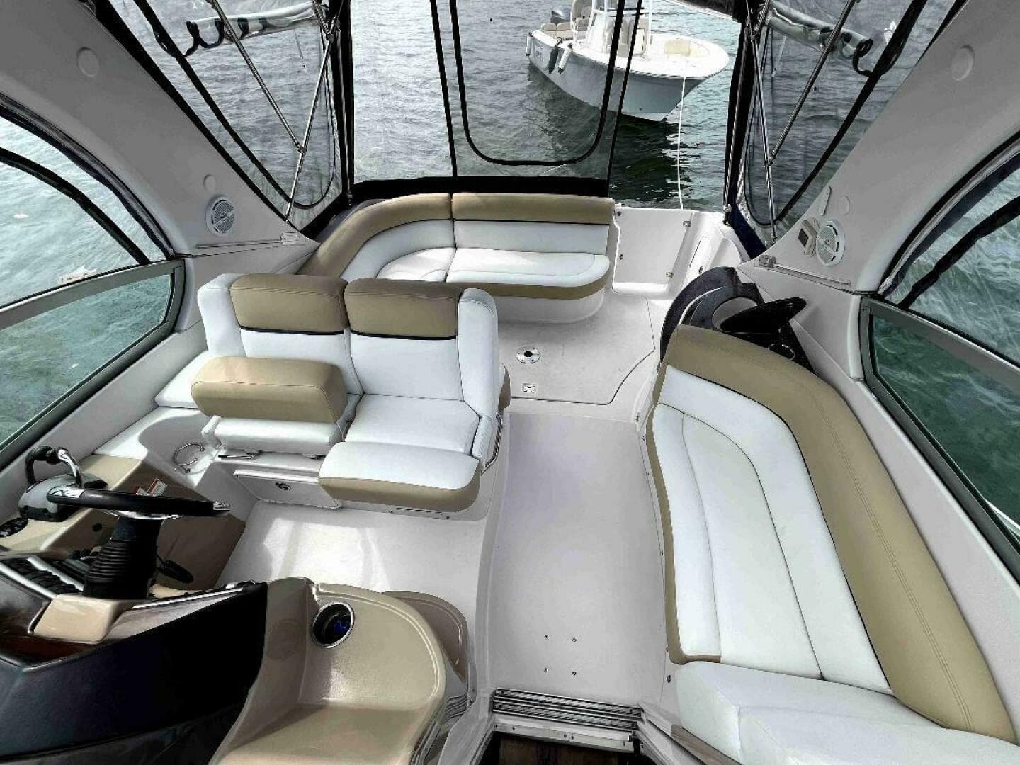 2008 Four Winns V338 — photo 11