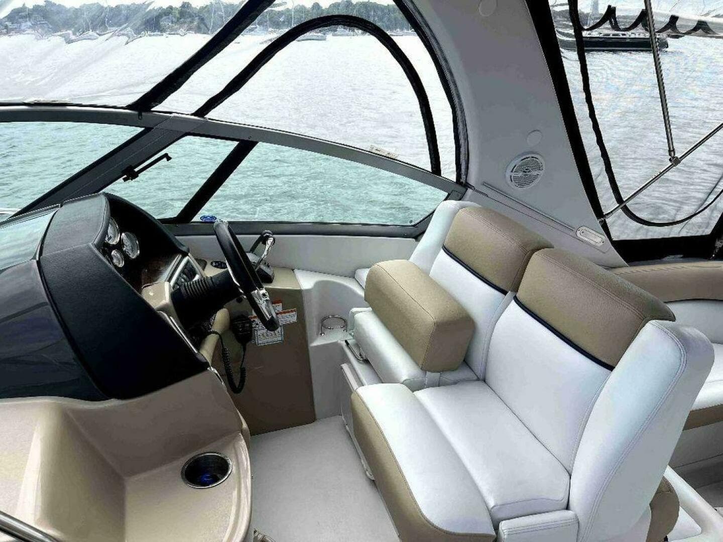 2008 Four Winns V338 — photo 10