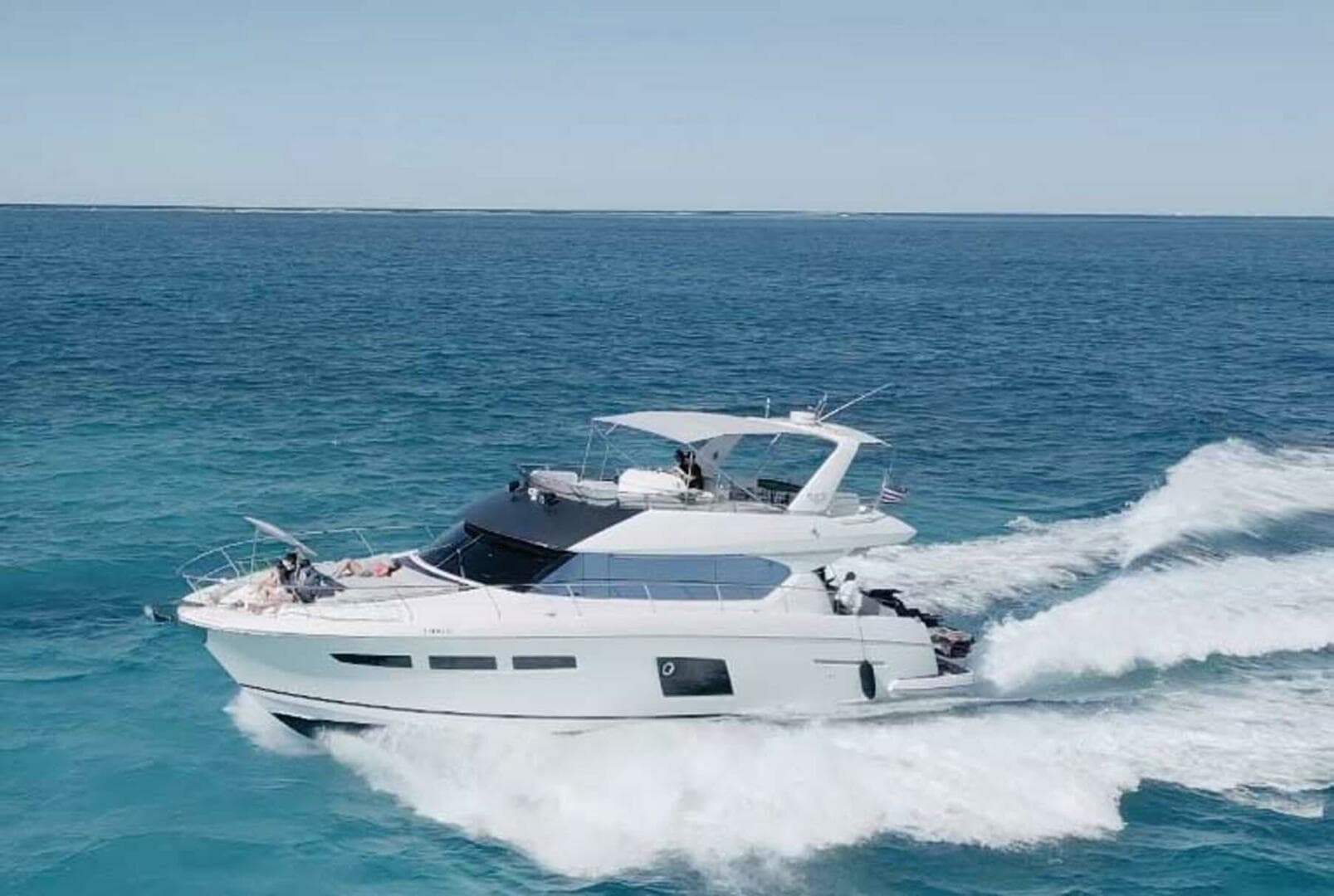 2013 Prestige 620 — photo 38