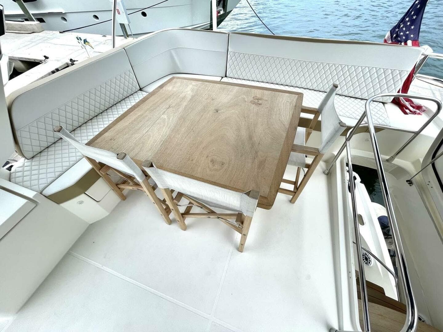 2013 Prestige 620 — photo 28