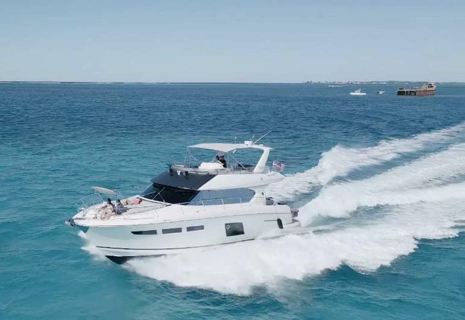 2013 Prestige 620 — photo 37