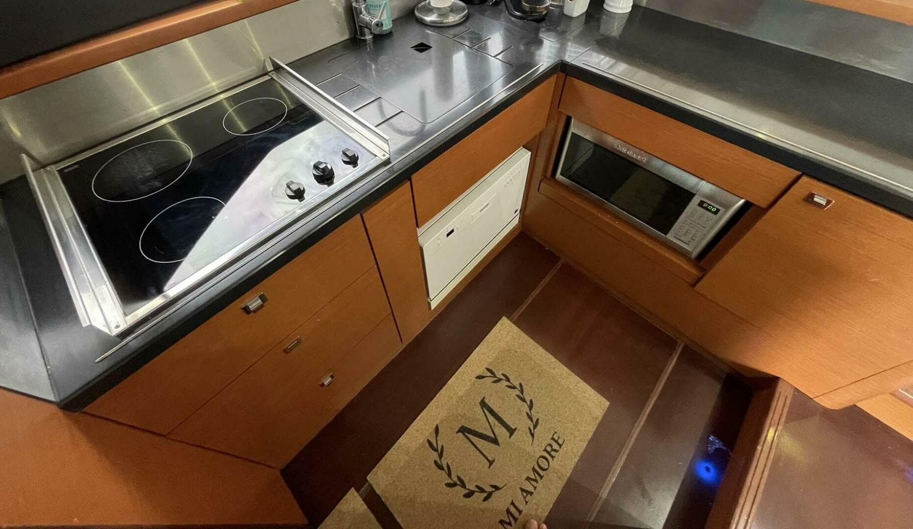 2013 Prestige 620 — photo 6