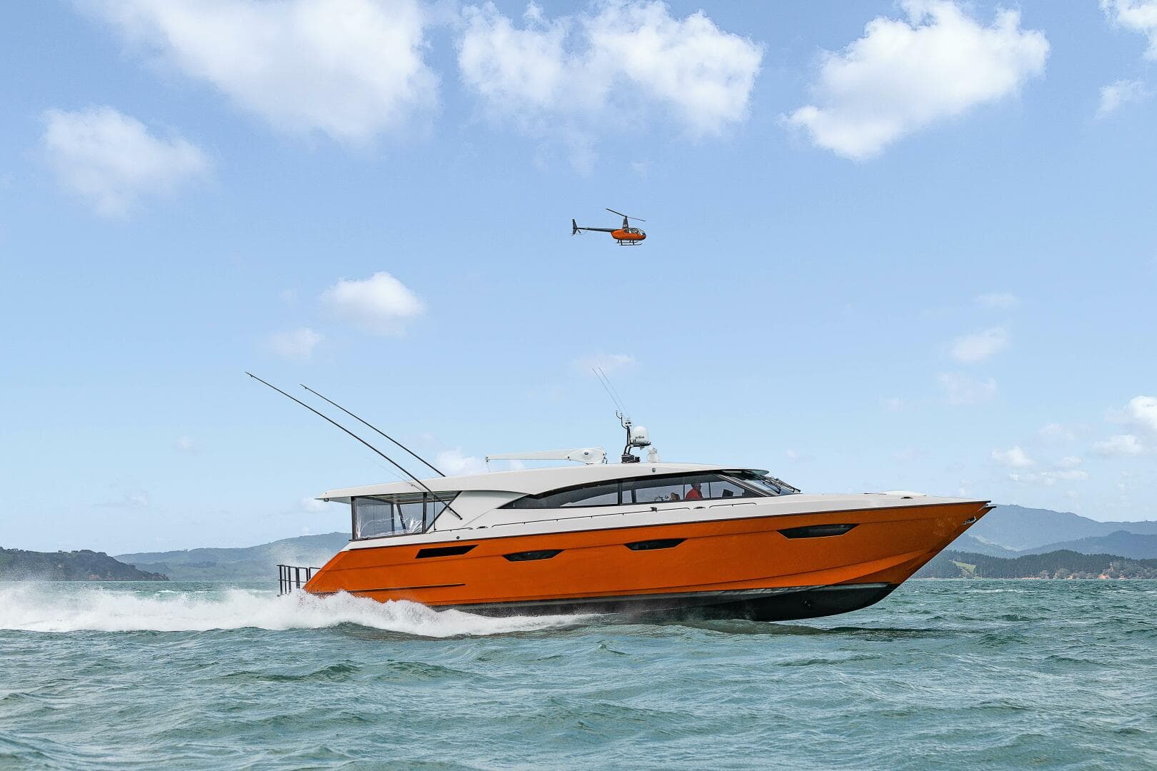 2021 Valder Yachts Power Cat — photo 4