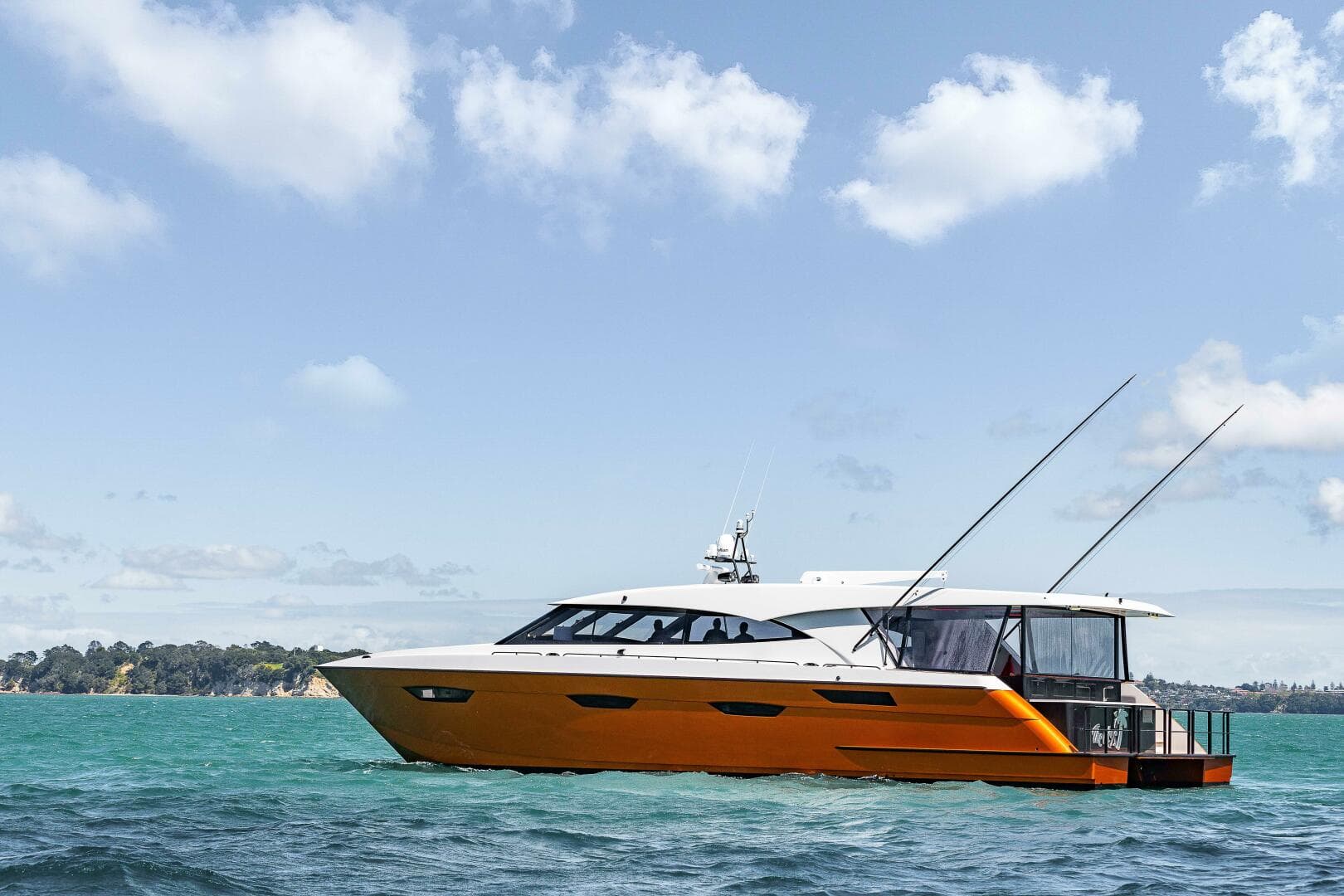2021 Valder Yachts Power Cat — photo 5