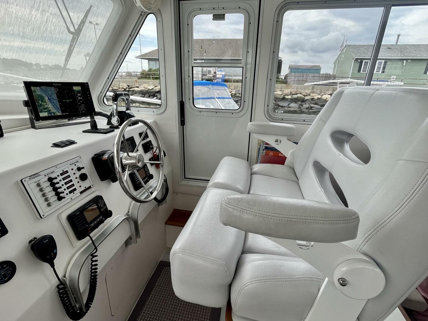 2016 Wesmac 42 — photo 14