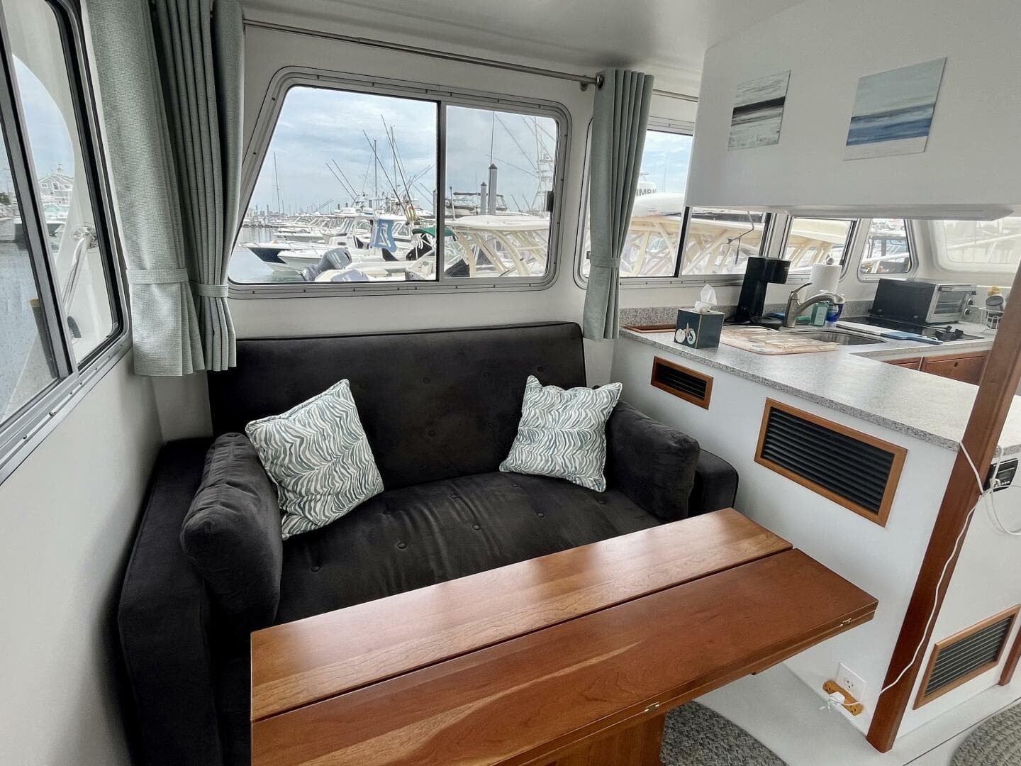 2016 Wesmac 42 — photo 18