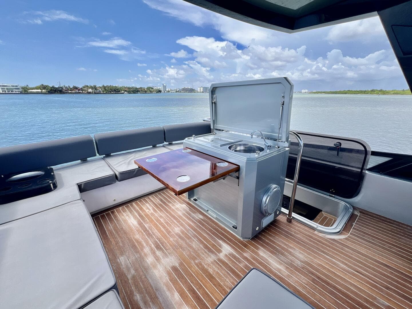 2022 Okean Flybridge 50 — photo 40
