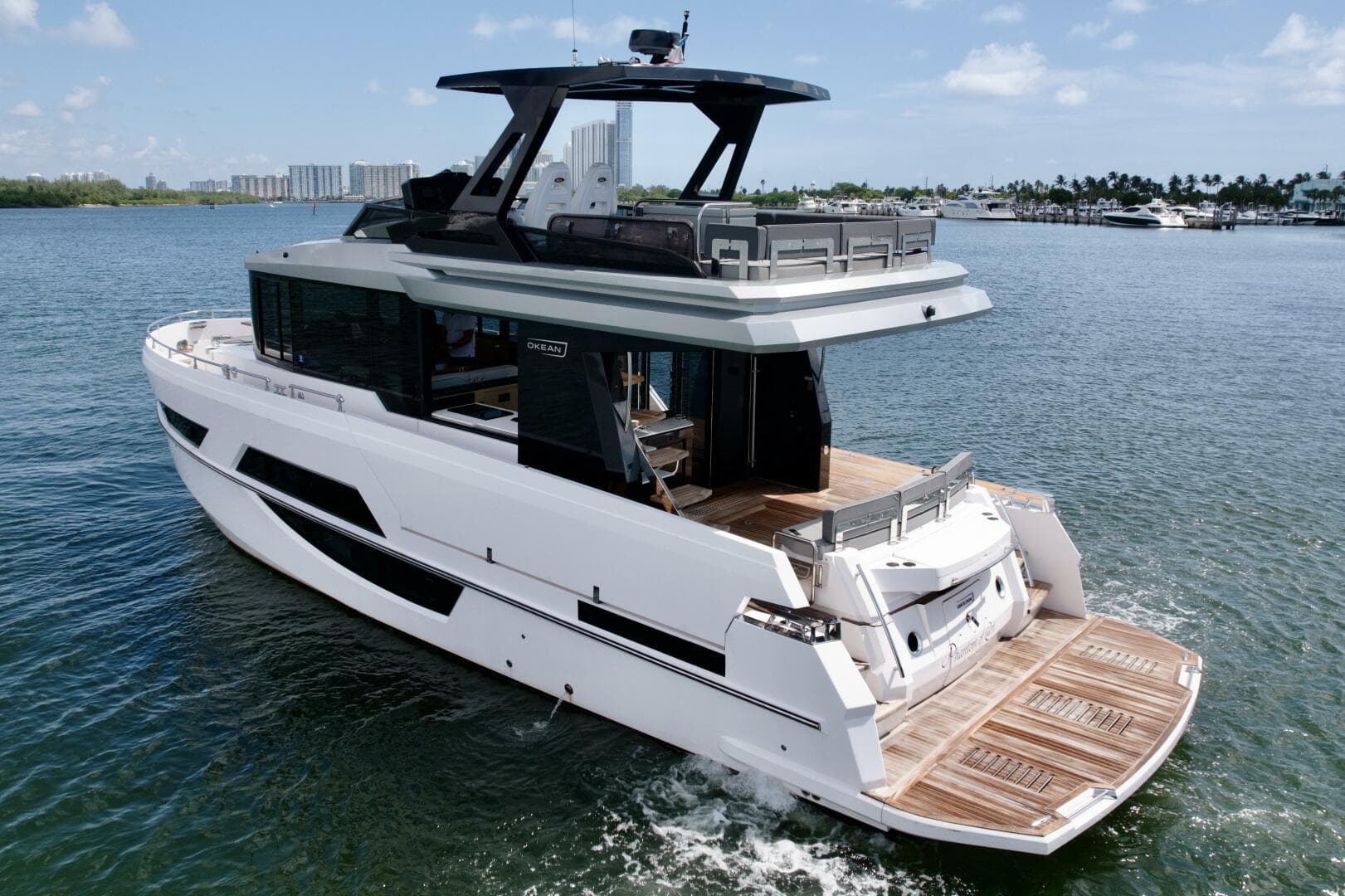 2022 Okean Flybridge 50 — photo 6