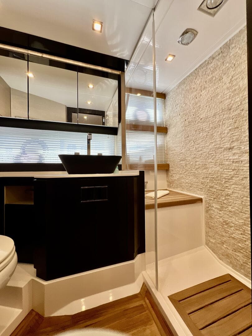 2022 Okean Flybridge 50 — photo 22