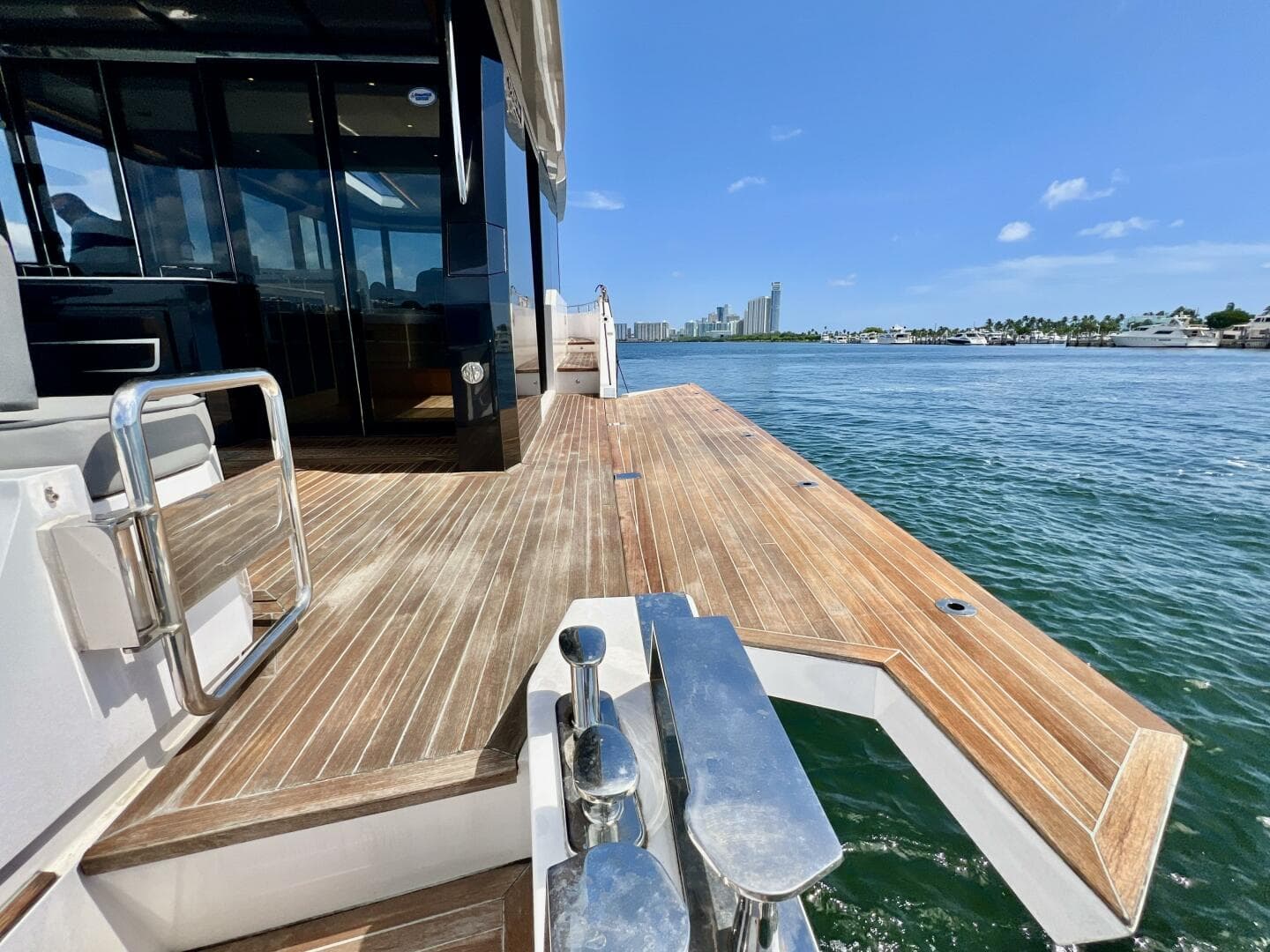 2022 Okean Flybridge 50 — photo 42