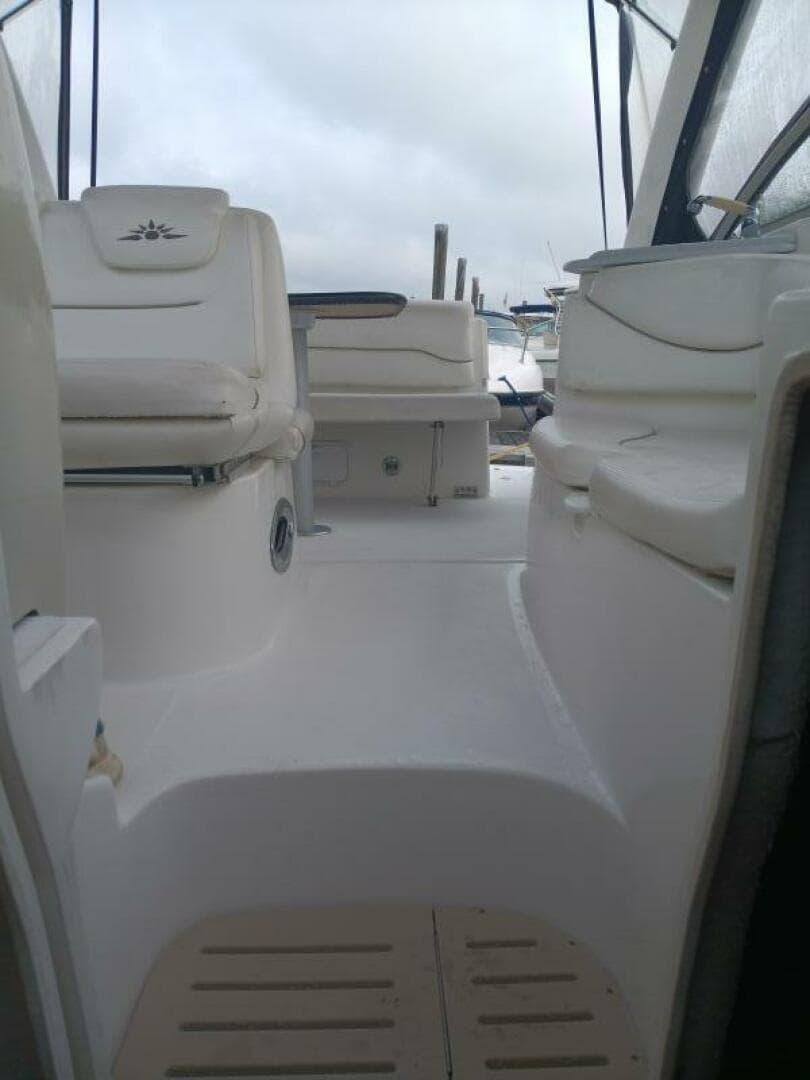 2010 Mariah 270 — photo 6