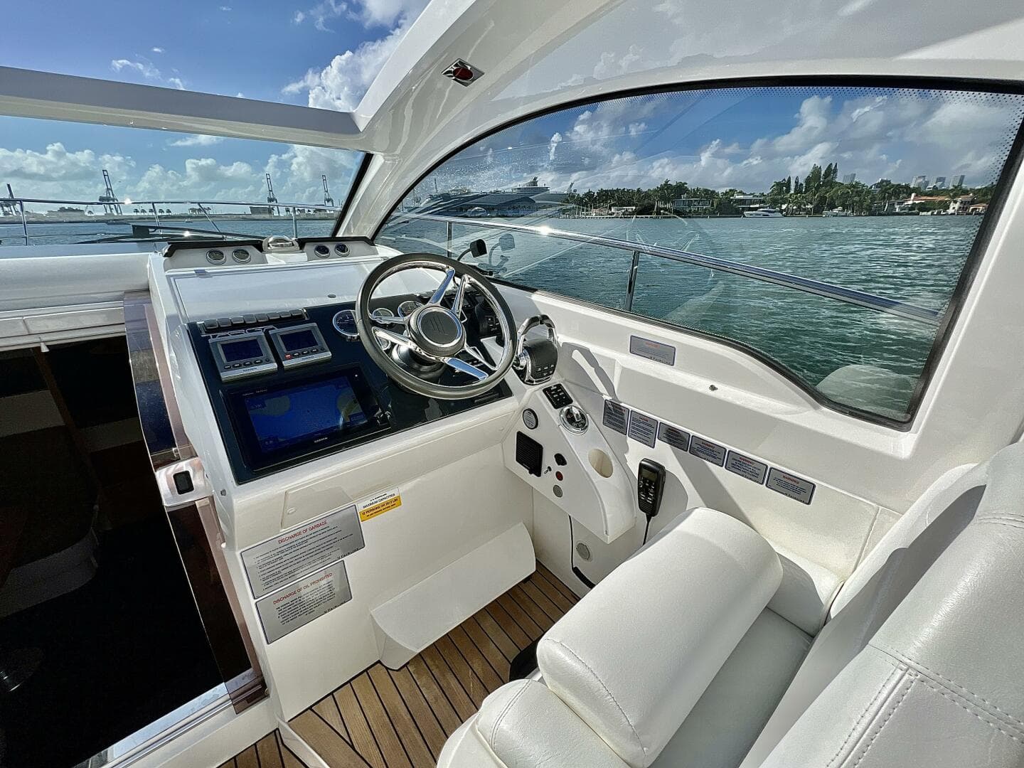 2014 Fairline Targa 38 Open — photo 26