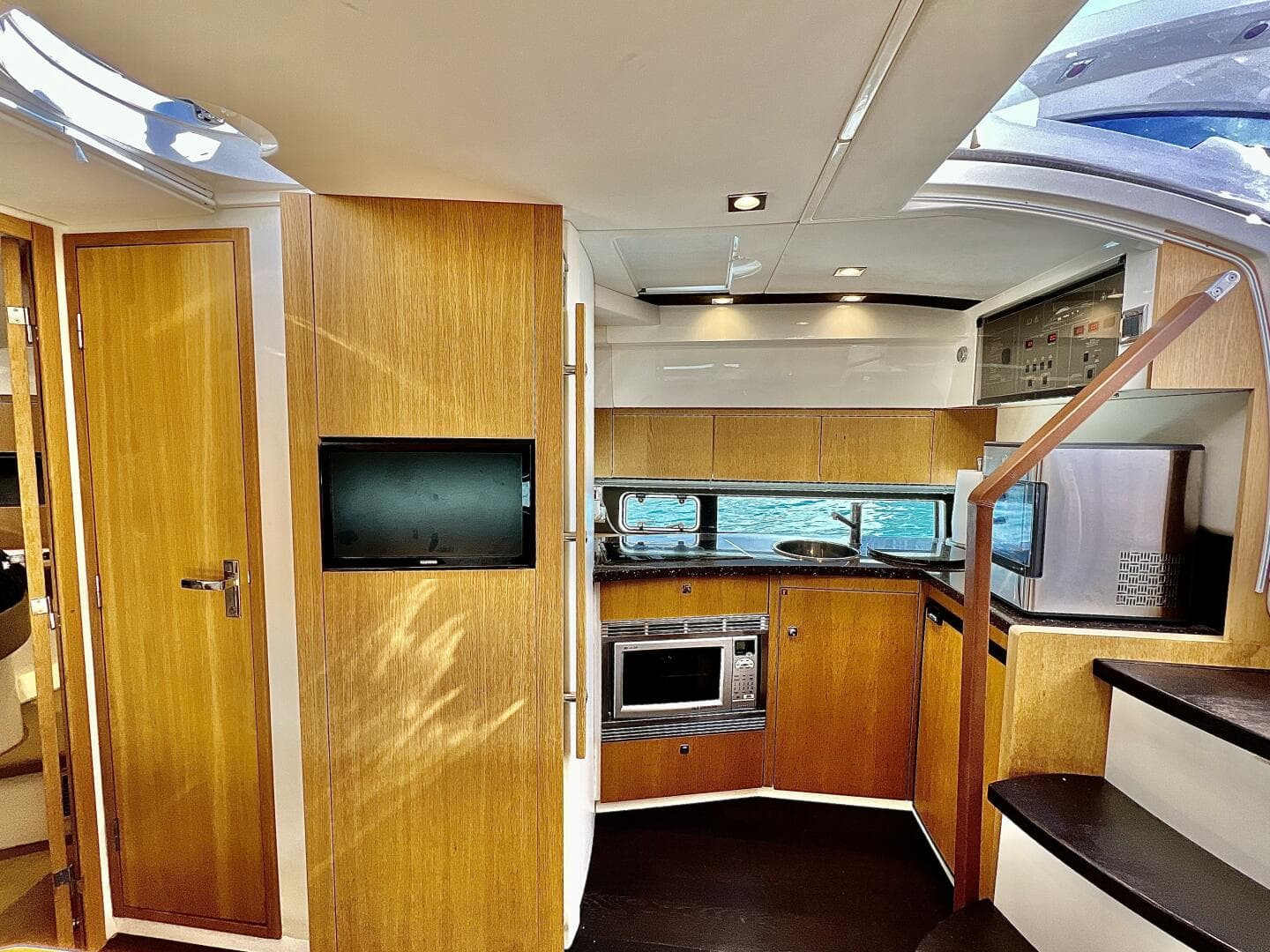 2014 Fairline Targa 38 Open — photo 9