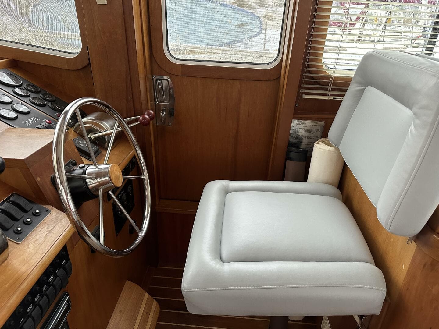 2003 Sabre 36 Fbs — photo 17