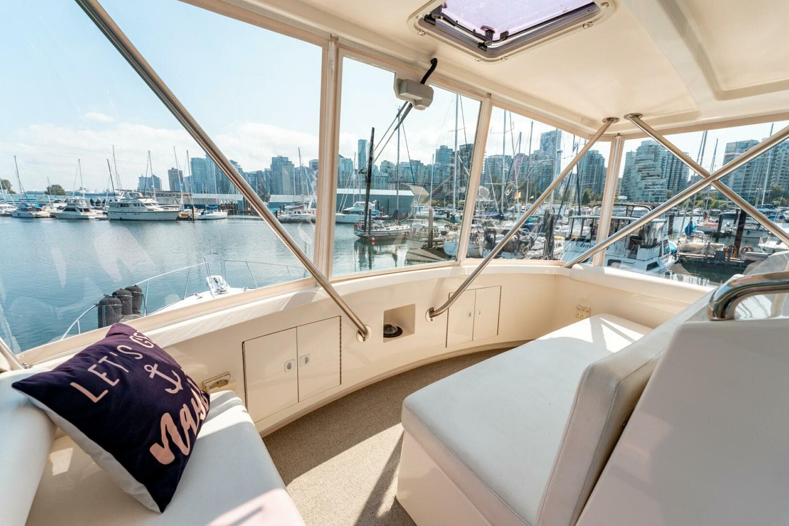 1985 Post 46 Convertible — photo 34